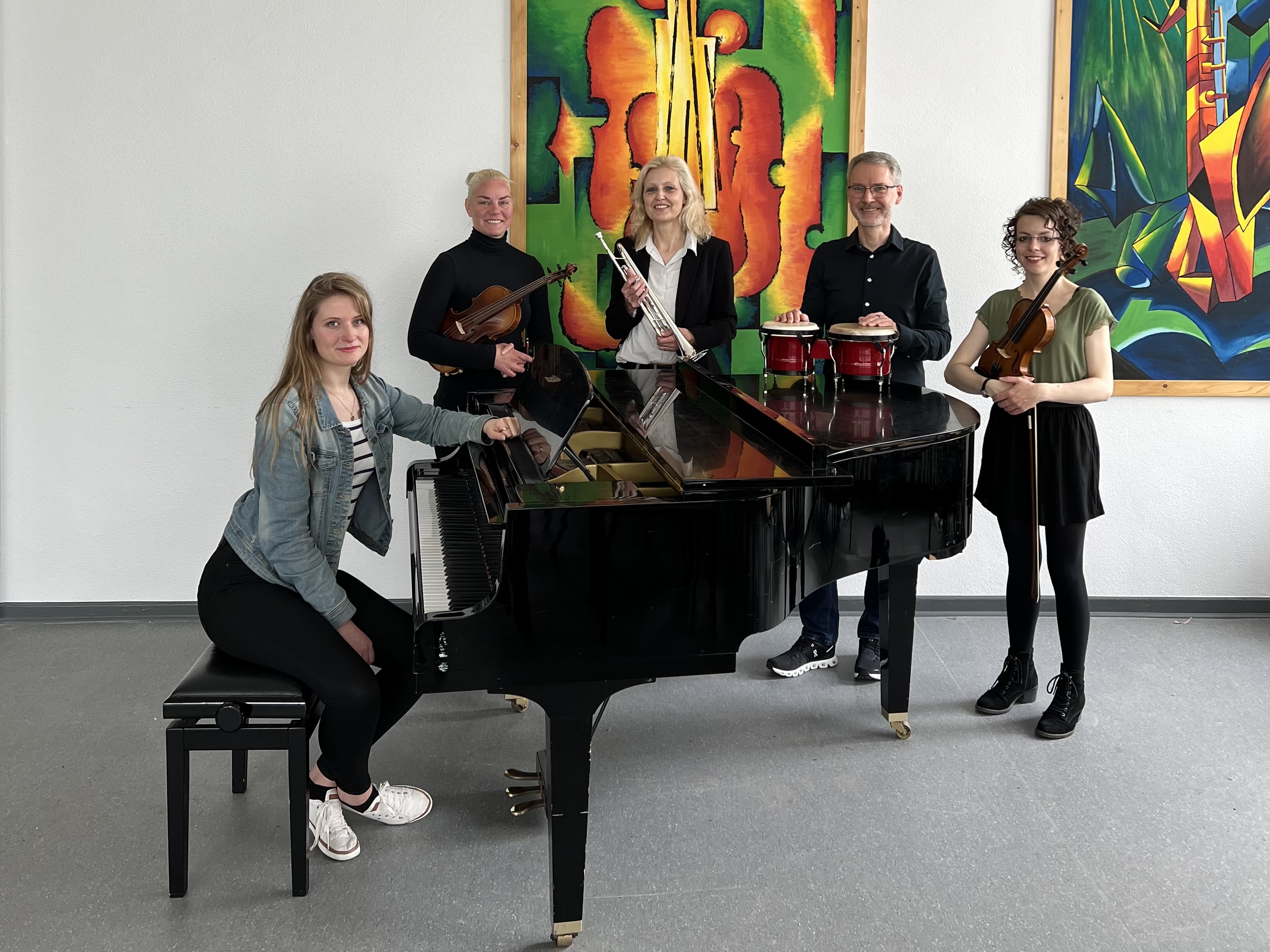 Lehrkräfte, die das Fach Musik unterrichten